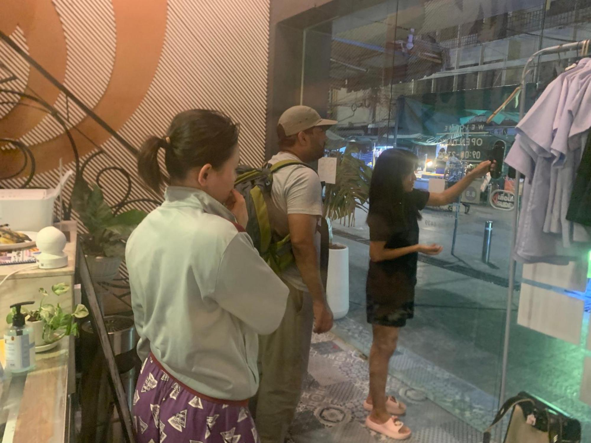 Susu Khaosan Hostel Bangkok Kültér fotó
